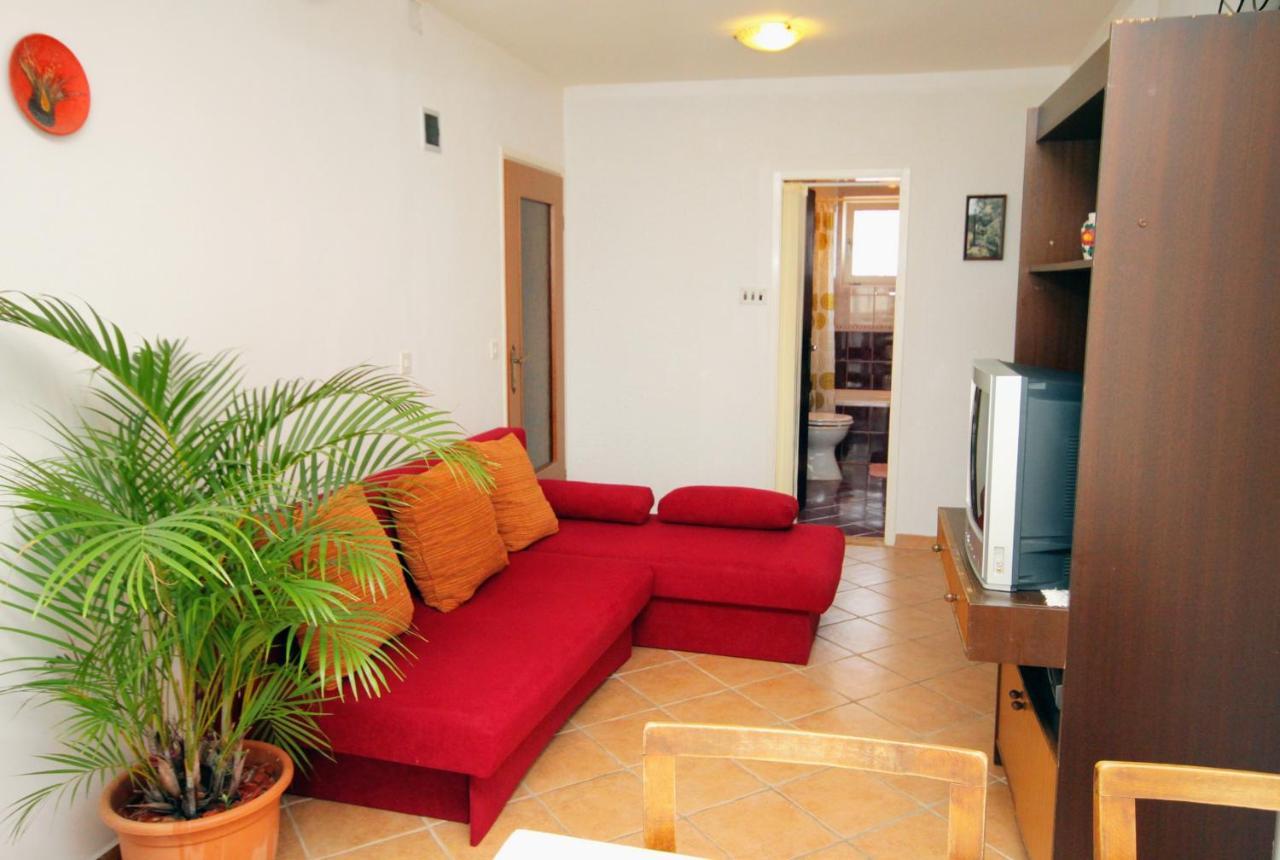 Apartments And Rooms By The Sea Dramalj, Crikvenica - 5519 Exterior photo